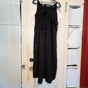 GAP: Women’s High Neck Tie Sleeveless, Maxi Black Dress, Size Large.